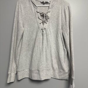 ***3 for $15**Cupcakes & Cashmere Gray Cuffed Sleeve Tie Front Hoodie